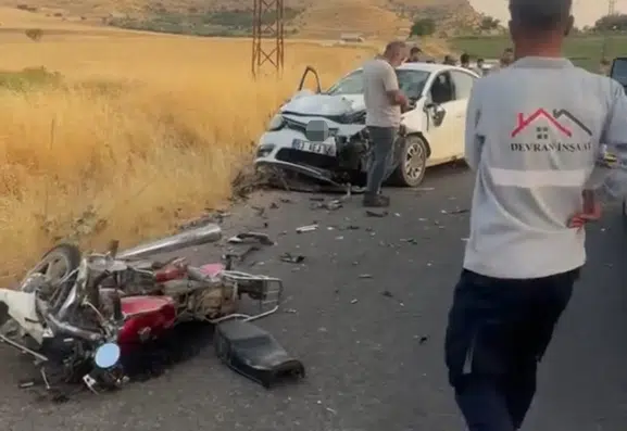 Mazıdağı yolunda meydana gelen trafik kazası iki kişinin yaşamına mal oldu