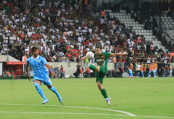 Amed Sportif Faaliyetler sezonun ilk maçında Erzurumspor ağlarını üç golle havalandırdı