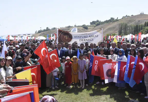 Malazgirt Zaferi'nin 955'inci yılı Ahlat'ta coşkuyla başladı