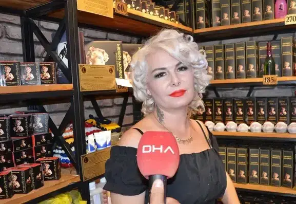 Mardinli Marilyn Monroe lakaplı Melek Karahan ilk duruşmada tahliye edildi
