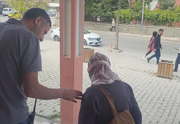 Elazığ zabıtasından dilencilere yönelik sıkı denetim operasyonu