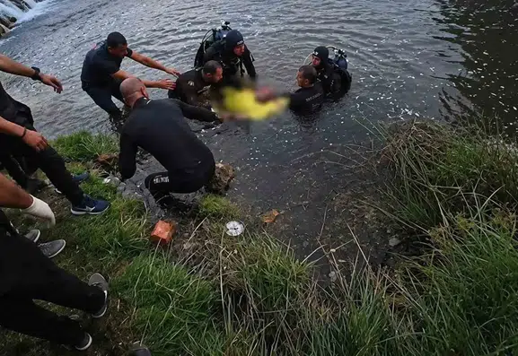 Babasının kurtardığı küçük çocuk hastanedeki yaşam savaşını kaybetti