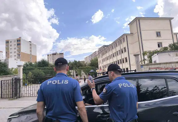 Kurtalan ilçesindeki okullarda güvenlik önlemleri en üst seviyeye taşındı