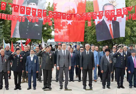 Ağrı'da Gaziler Günü için anlamlı anma töreni düzenlendi