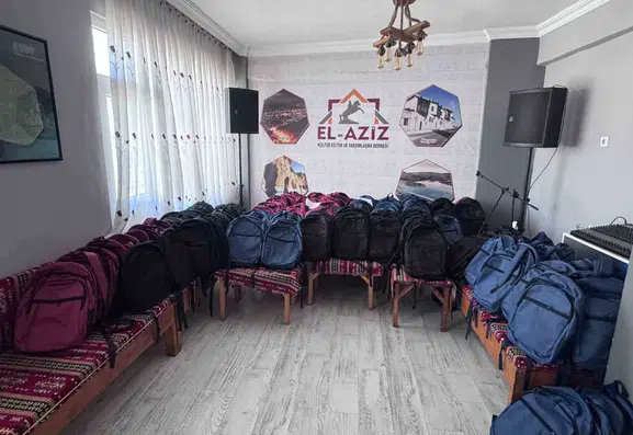 Elazizder’den 350 yetim ve öksüz öğrenciye kırtasiye desteği