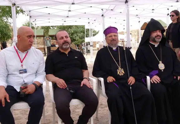Van Akdamar Adası'nda 14'üncü kez ayin heyecanı yaşanıyor