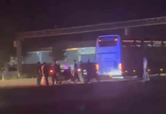 Siverek yolunda kaza sonrası gergin anlar yaşandı