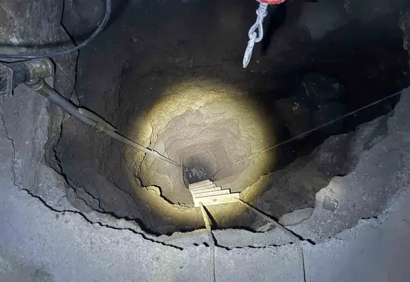 Şanlıurfa'da evinin zeminini kazan define avcıları suçüstü yakalandı