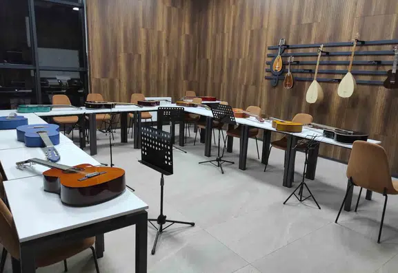 Sasonlu gençler için ücretsiz sanat eğitimi dönemi başlıyor