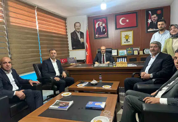 AK Parti Milletvekili Kayatürk Patnos halkı ve esnafıyla buluştu