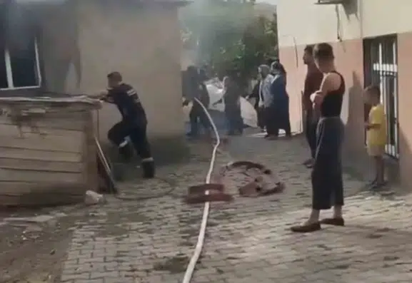 Elazığ Kovancılar'da çıkan yangın korkuttu