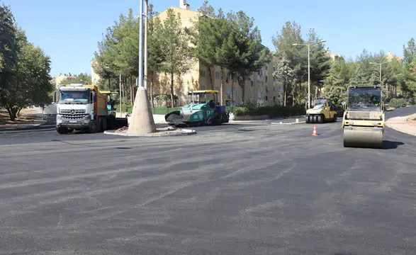 Diyarbakır’da dev asfalt hamlesi! 110 bin ton asfalt serilecek