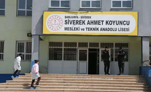Valilikten okul saldırısı açıklaması: 20 gözaltı, 1 öğrencinin durumu kritik