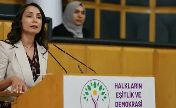 DEMParti gündeme taşıdı Okul saldırıları için Meclis harekete geçti: “Bu bir güvenlik değil, sistem sorunu”