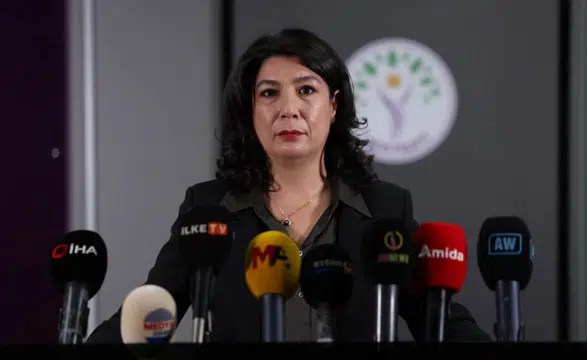 Halide Türkoğlu’ndan kritik çıkış: “Barış umudunu kimse gölgeleyemez”