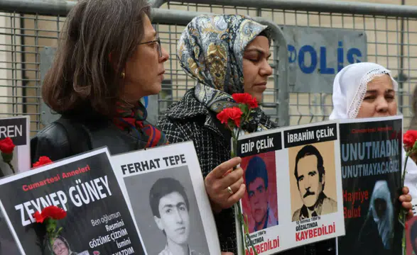 Anneler Günü’nde en ağır mesaj: “Evlatlarımız nerede?”