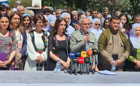 Diyarbakır’da Kürt Dil Bayramı çağrısı: Kürtçe eğitim talebi yükseldi