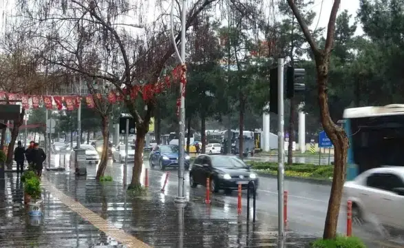 Diyarbakır’da şemsiyeleri hazırlayın: Meteorolojiden saatli sağanak uyarısı geldi