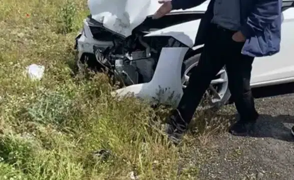 Bingöl’de üç aracın karıştığı kazada bir kişi hastanelik oldu