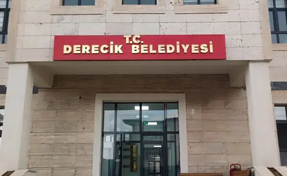 Derecik Belediyesi'nde başkan vekilliği koltuğuna AK Partili isim oturdu