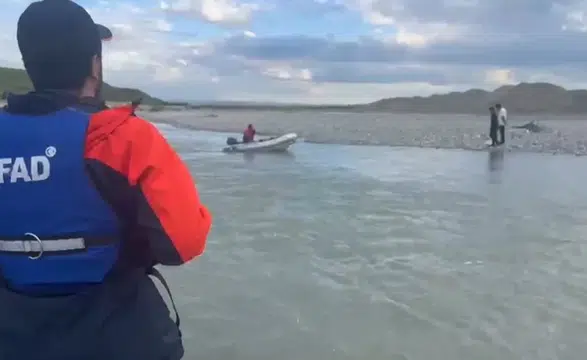 Batman Çayı piknikçileri için ölümden döndürdü