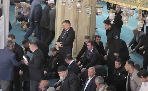 İçişleri Bakanı Çiftçi Tatvan esnafıyla buluştu