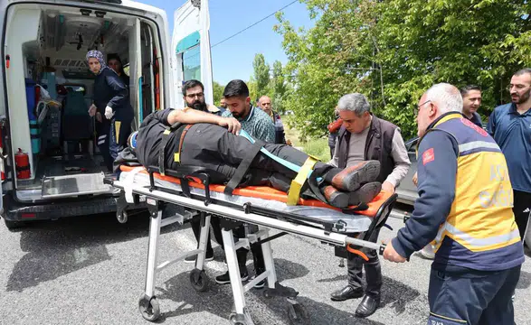 Elazığ Keban yolunda zincirleme kaza beş kişi yaralandı