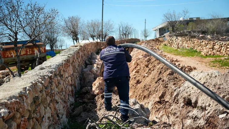 Diyarbakır'ın Kocaköy ilçesinde su çilesi bitti: Yeni şebeke hattı döşendi