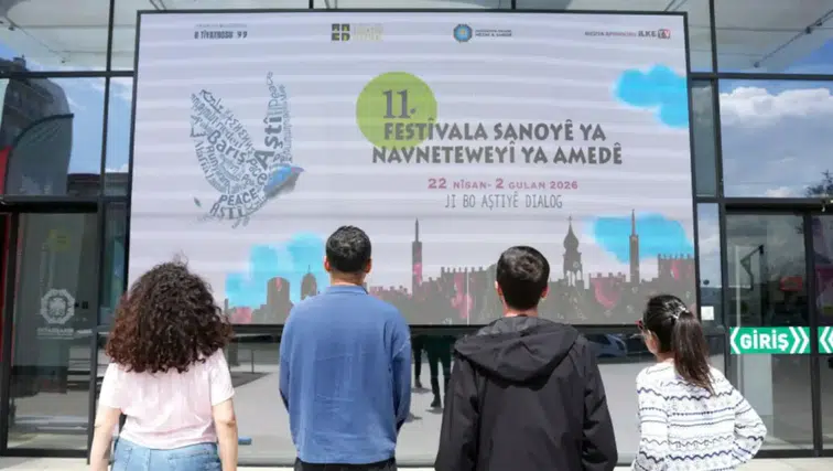 Diyarbakır’da dünya sahnede! 19 ülkeden dev festival başladı