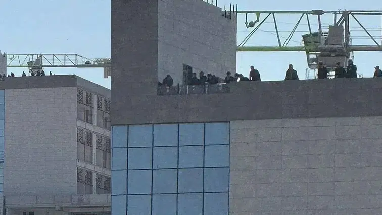 Diyarbakır'da iş kazası: Elektrik akımına kapıldılar! 1 kişi öldü