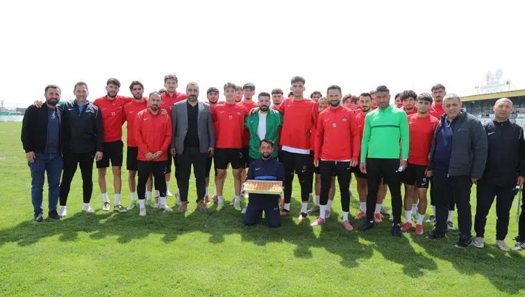 Diyarbekirspor'a anlamlı destek: DTSO yalnız bırakmadı