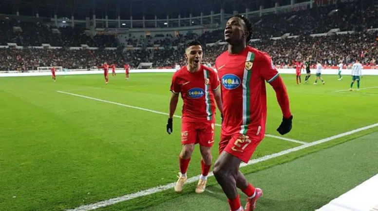 Amedspor 3 Iğdır FK  0  maçın geniş özeti