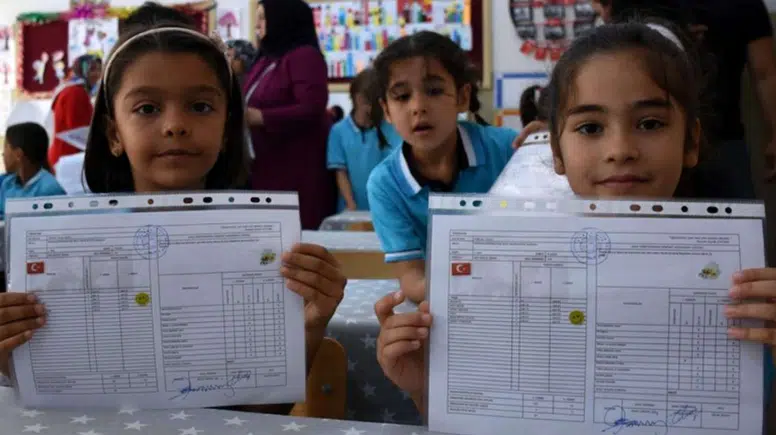 MEB'den yeni karar: Karneler değişiyor