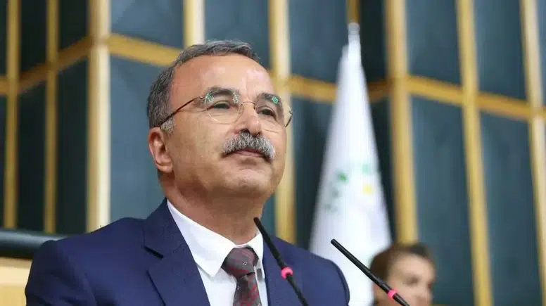 Siyasetin gündemindeki 'çerçeve yasa' bilmecesi: İktidarın hazırlıkları kapalı kapılar ardında mı kalıyor?