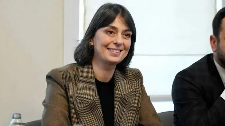 Üsküdar Belediyesi'nde şok operasyon: Başkan Sinem Dedetaş gözaltında
