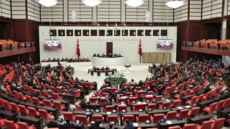 Kürtçe üzerindeki baskılara Meclis çatısı altında mercek: DEM Parti’den kapsamlı araştırma talebi