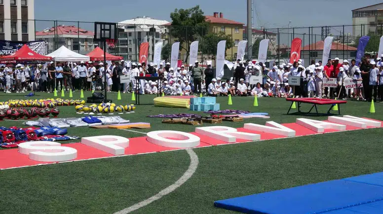 Van'da çocuklar ve gençler için ücretsiz spor dönemi başladı