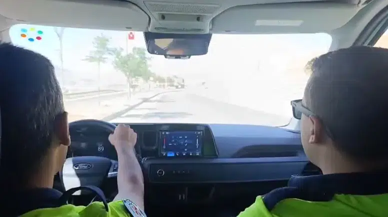 Şırnak'ta polis öğrencilerin imdadına yetişti