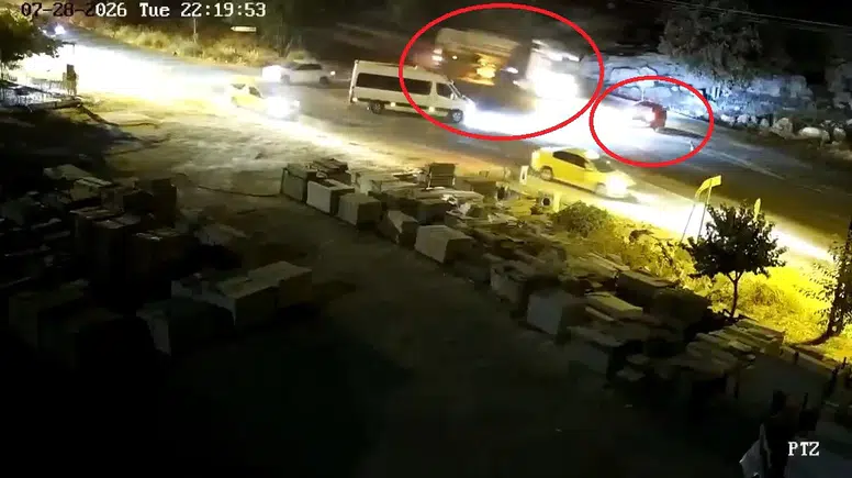 Mardin Artuklu yolunda yaşanan feci kazanın güvenlik kamerası görüntüleri yayınlandı