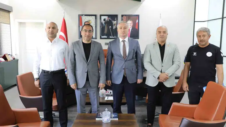 Ağrı okulları yeni spor sahalarıyla genç yetenekleri keşfetmeye hazırlanıyor