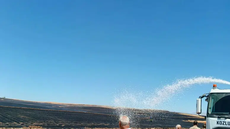 Siirt Kurtalan'da hasat öncesi büyük buğday tarlası yangını