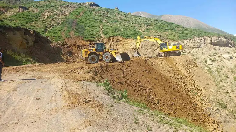 Ağrı köylerinde ulaşım konforunu artıracak yenileme çalışmaları hız kazandı