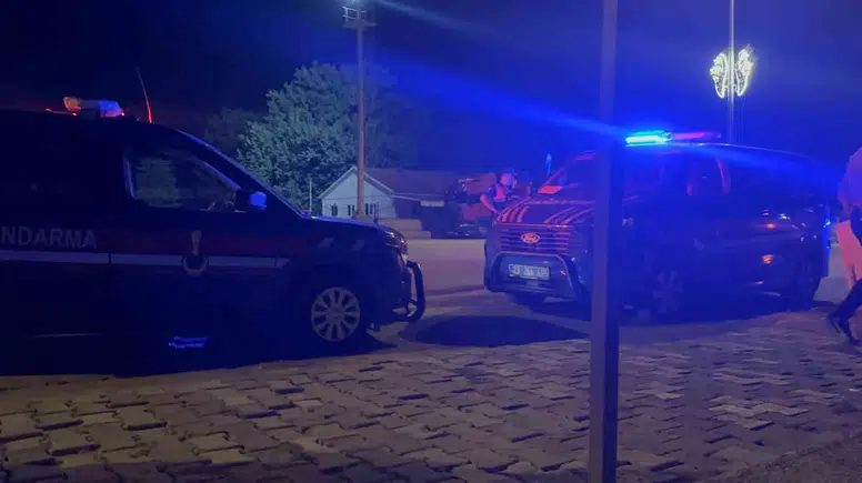 Elazığ Yurtbaşı yolunda iki grup arasında silahlı ve bıçaklı çatışma çıktı