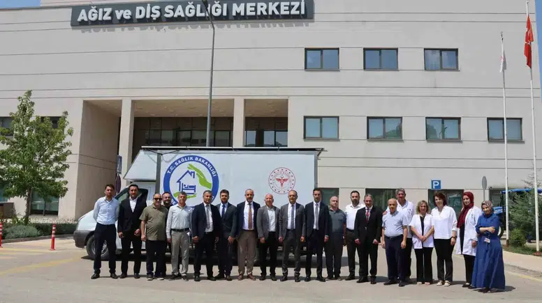 Elazığ kırsalına mobil diş tedavi aracı desteği geldi