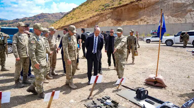 Çukurca arazilerindeki mayınlar temizlenerek tarıma açılıyor