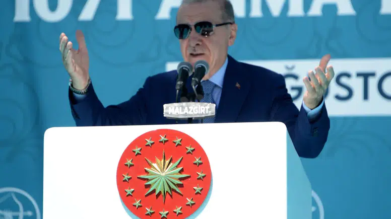 Erdoğan Malazgirt'te Türkiye'nin yürüyüşünü kimse durduramaz