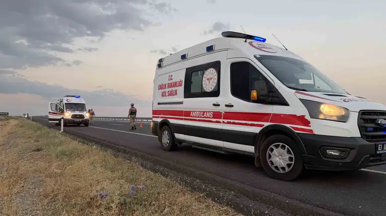 Siverek yolunda kontrolden çıkan araç şarampole devrildi