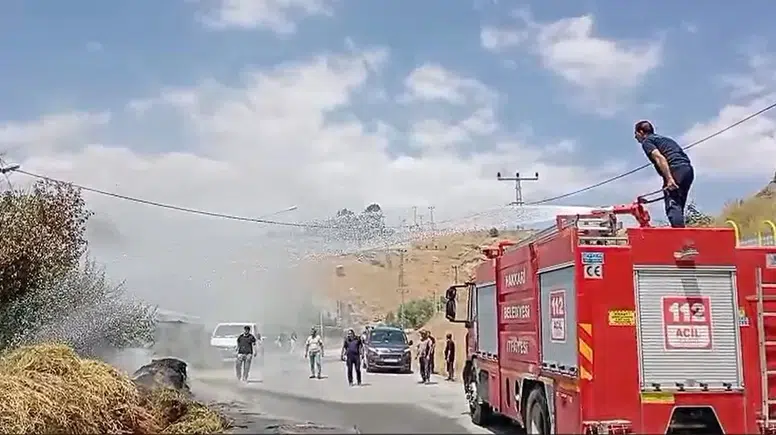 Hakkari’de samanlıkta çıkan yangın kışlık hazırlıkları küle çevirdi