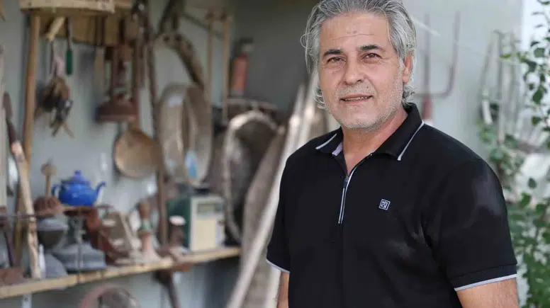Elazığlı Naci Demirpolat bahçesini asırlık tarım aletleriyle müzeye çevirdi