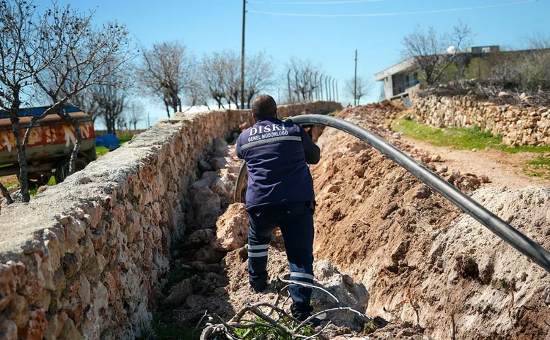 Diyarbakır'ın Kocaköy ilçesinde su çilesi bitti: Yeni şebeke hattı döşendi